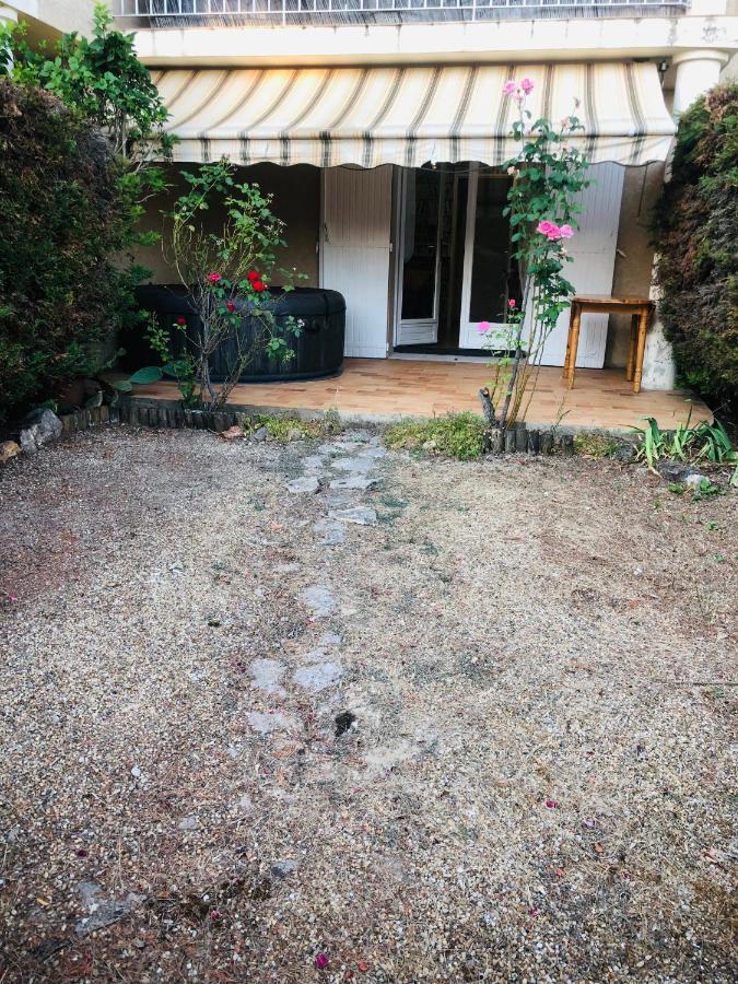 Ceres Apartman Gréoux-les-Bains Kültér fotó
